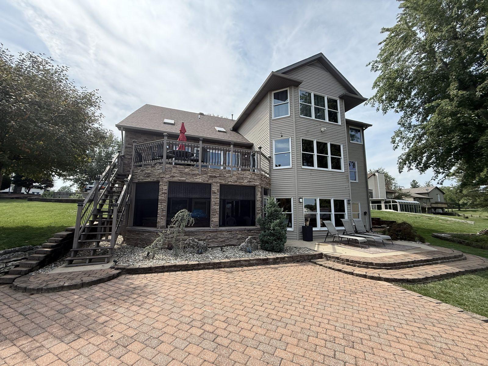 Deck and pavers — Topclean job